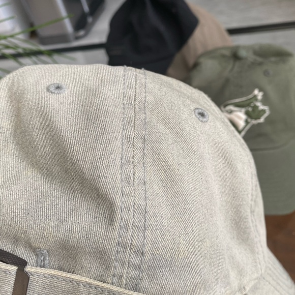 47 Brand Clean up Adjustable Blue Jays Cap - Picture 3 of 3